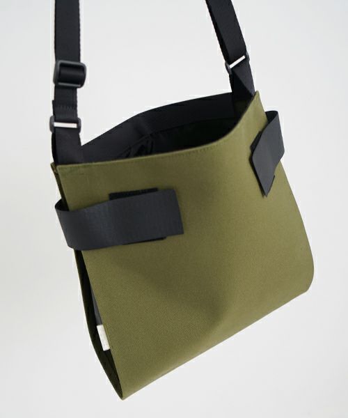 macromauro  マクロマウロ WRAP BAG SHOULDER CANVAS M(KHAKI)