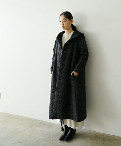 Mochi<br>モチ<br>quilted food coat[ma9-co-01/black]<br>キルトフードコート