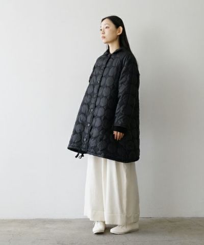 Mochi<br>モチ<br>【standard】quilted half coat[ma24-co-01/black]<br>キルト ミドルコート