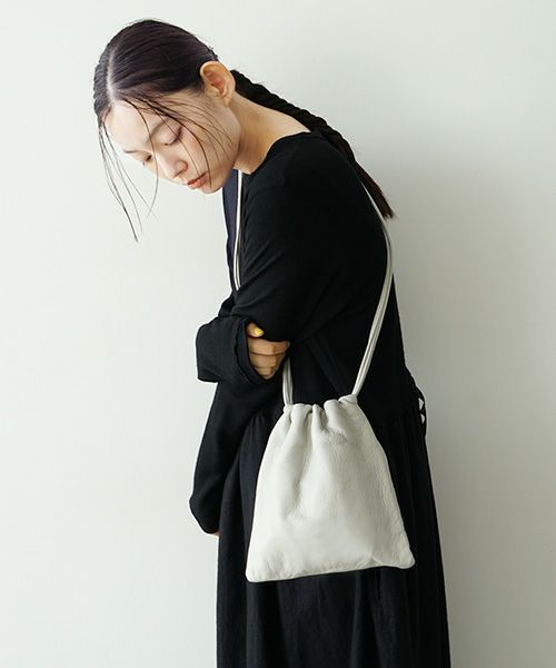 Mochi モチ drawstring bag(S)[ma-pro-01/green grey] 鹿革 巾着 