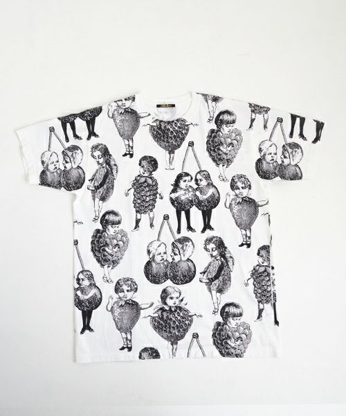 あちゃちゅむ　眠れぬ森の美女Big Tシャツ あちゃちゅむ 眠れぬ森の美女Big Tシャツ AHCAHCUM あちゃちゅむ