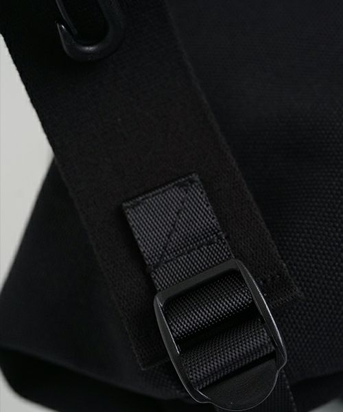 macromauro マクロマウロ KAOS LIGHT CANVAS[BLACK]