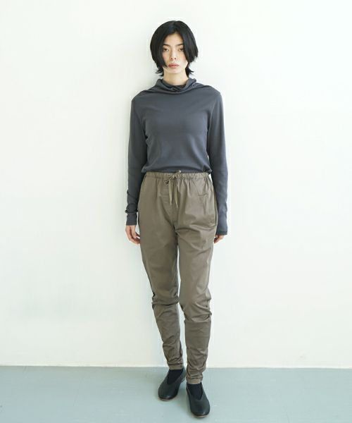 KristenseN DU NORD   クリステンセンドゥノルド Casual tapered pants [I-392/950/04 Clay]