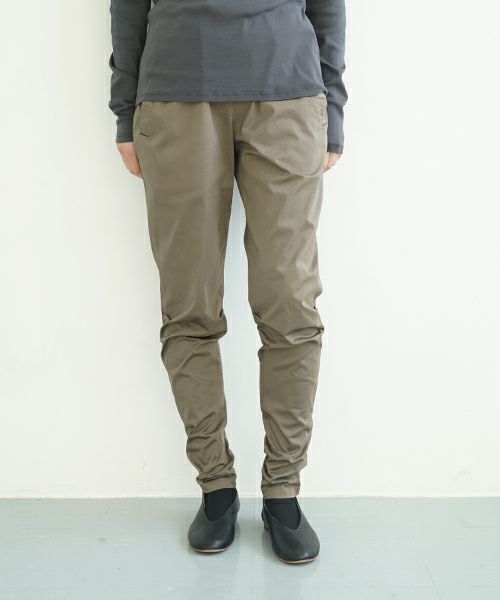 KristenseN DU NORD   クリステンセンドゥノルド Casual tapered pants [I-392/950/04 Clay]