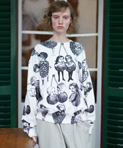 HCAHCUMあちゃちゅむフルーツ女スエット（white)