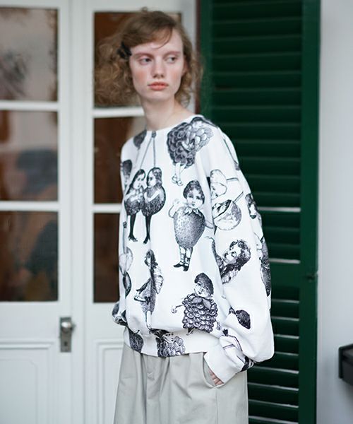 HCAHCUMあちゃちゅむフルーツ女スエット（white)