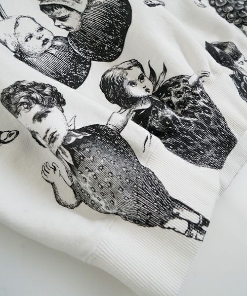 HCAHCUMあちゃちゅむフルーツ女スエット（white)