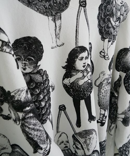 HCAHCUMあちゃちゅむフルーツ女スエット（white)