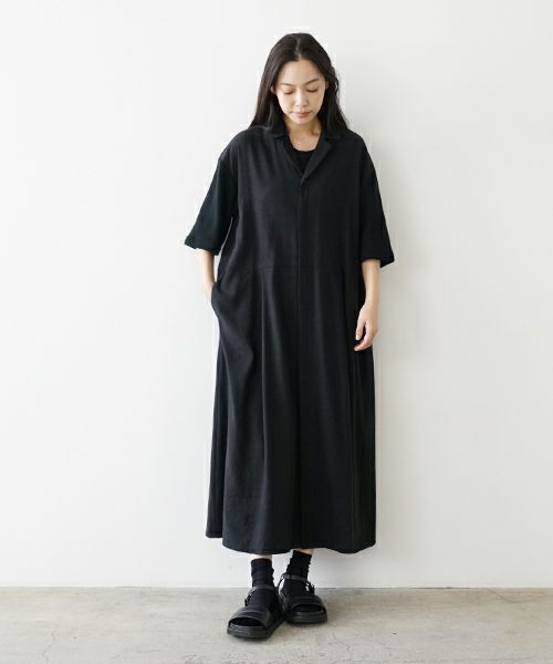 Mochi モチ open collar dress [black] オープンカラーワンピース