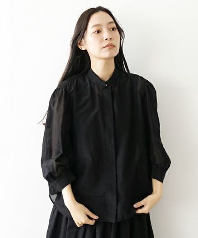 Mochi<br>モチ<br>puff sleeve gather blouse [black]<br>ギャザーブラウス