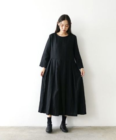 Mochi<br>モチ<br>tuck dress [black]<br>フレンチリネンタックドレス