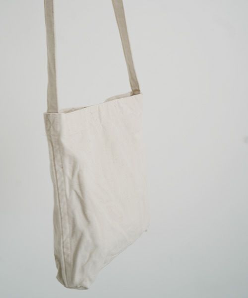 YOKO SAKAMOTO ヨーコサカモトRESEARCHER BAG MEDIUM[ECRU/YS-RE-BAG-M] ショルダーバッグ