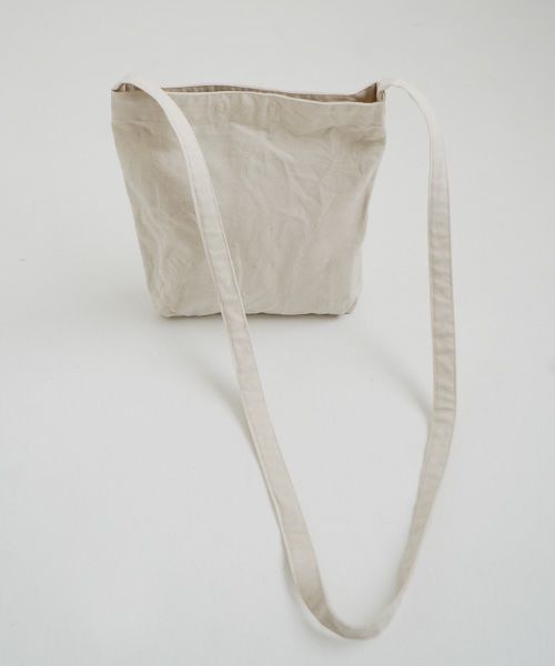 YOKO SAKAMOTO ヨーコサカモトRESEARCHER BAG MEDIUM[ECRU/YS-RE-BAG-M] ショルダーバッグ