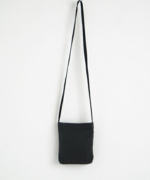 YOKO SAKAMOTO ヨーコサカモトRESEARCHER BAG SMALL[BLACK/YS-RE-BAG-S] ショルダーバッグ