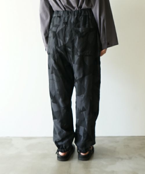 VUヴウgeometric easy tapered pants [BLACK×STEEL] vu-pnt-008