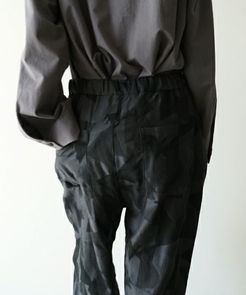 VUヴウgeometric easy tapered pants [BLACK×STEEL] vu-pnt-008
