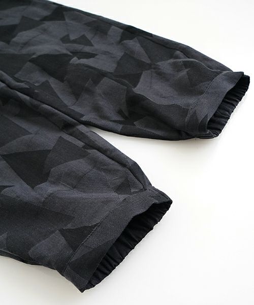 VUヴウgeometric easy tapered pants [BLACK×STEEL] vu-pnt-008