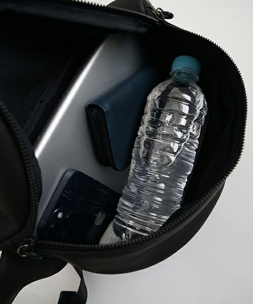 VU PRODUCTヴウ プロダクト panel body bag (black) vu-product-B19ボティーバッグ