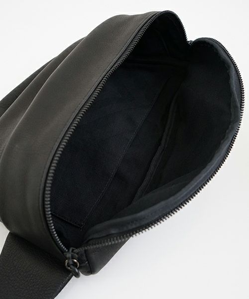 VU PRODUCTヴウ プロダクト panel body bag (black) vu-product-B19ボティーバッグ