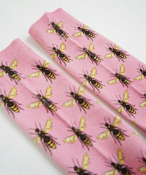 AHCAHCUMあちゃちゅむbee socks