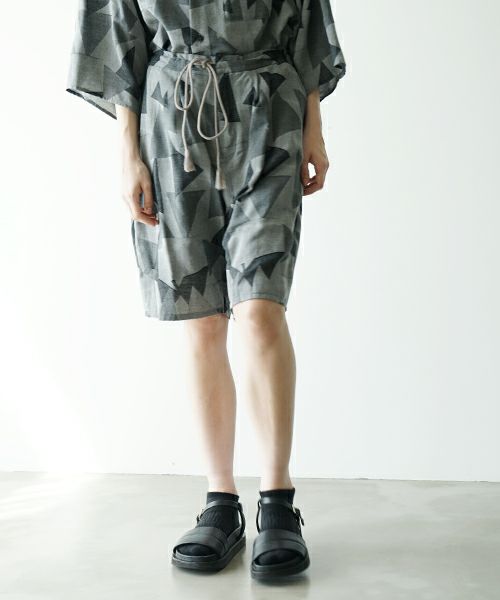 VUヴウgeometric easy short pants [WHITE×BLACK] 幾何学ショートパンツ vu-pnt-010