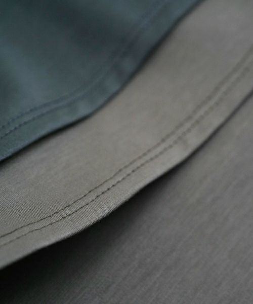 VUヴウtwo slit t-shirt [DEEP KHAKI×OLIVE] vu-cut-004重ねスリットtシャツ