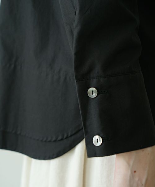 Mochiモチfinx cotton double slit shirt [black/ma25-b-01] 