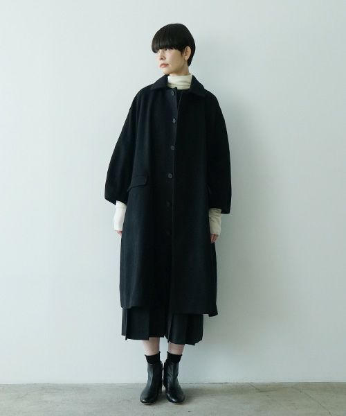 Mochiモチpetal sleeve coat [black/ma25-co-03] 