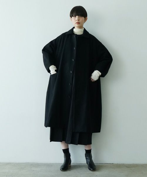 Mochiモチpetal sleeve coat [black/ma25-co-03] 
