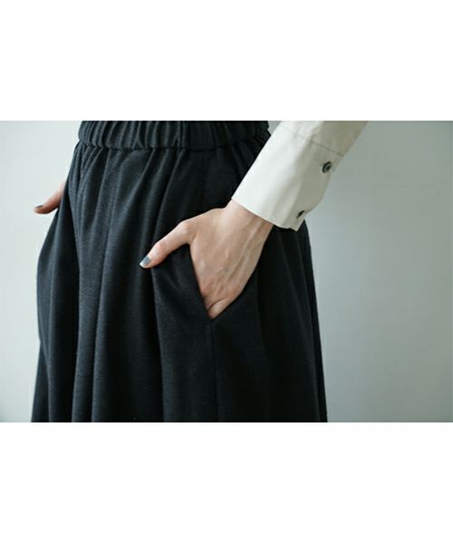 Mochiモチflare wide pants [charcoal gray/ma23-pt-01] 