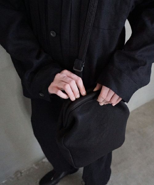 VU PRODUCTヴウプロダクトgama shoulder bag deer leather slim (BLACK)鹿革がま口スリムショルダーバッグvu-product-b21_b