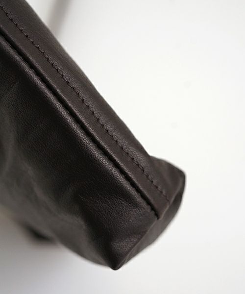 YOKO SAKAMOTO / ヨーコサカモトRESEARCHER BAG-MEDIUM[BROWN-FG] YS-BAG-LE-M