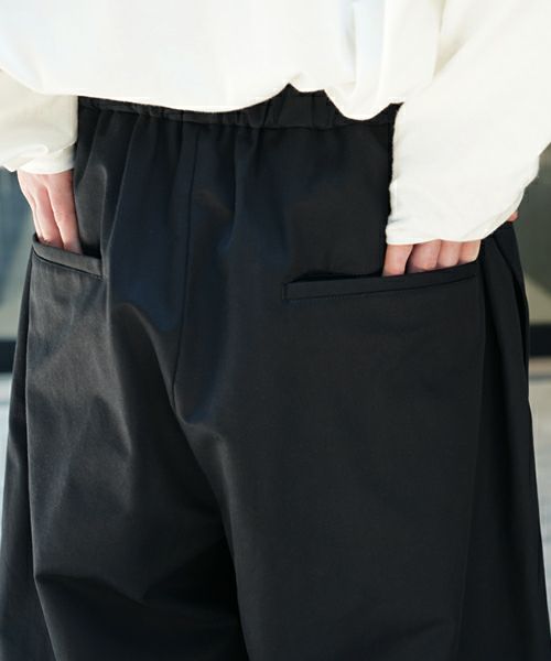 VU / ヴウtuck wide cropped pants finx cotton [BLACK] vu-pnt-012