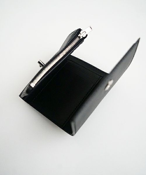 ED ROBERT JUDSON SWITCH トライフォールドウォレット（ブラック）の小銭入れ部分