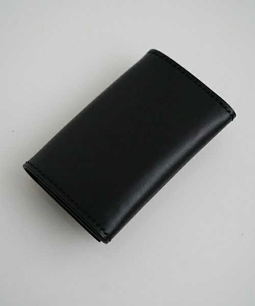 ED ROBERT JUDSON SWITCH コイン＆カードケース（ブラック）の背面の斜め