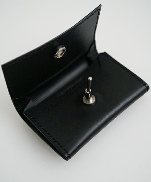 ED ROBERT JUDSON SWITCH コイン＆カードケース（ブラック）の内側（開けた部分）